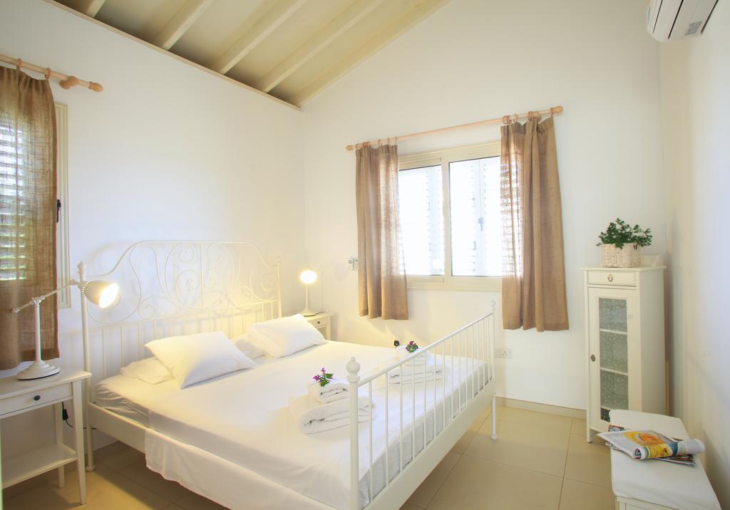 House 7, The Artisan Resort بروتاراس الغرفة الصورة